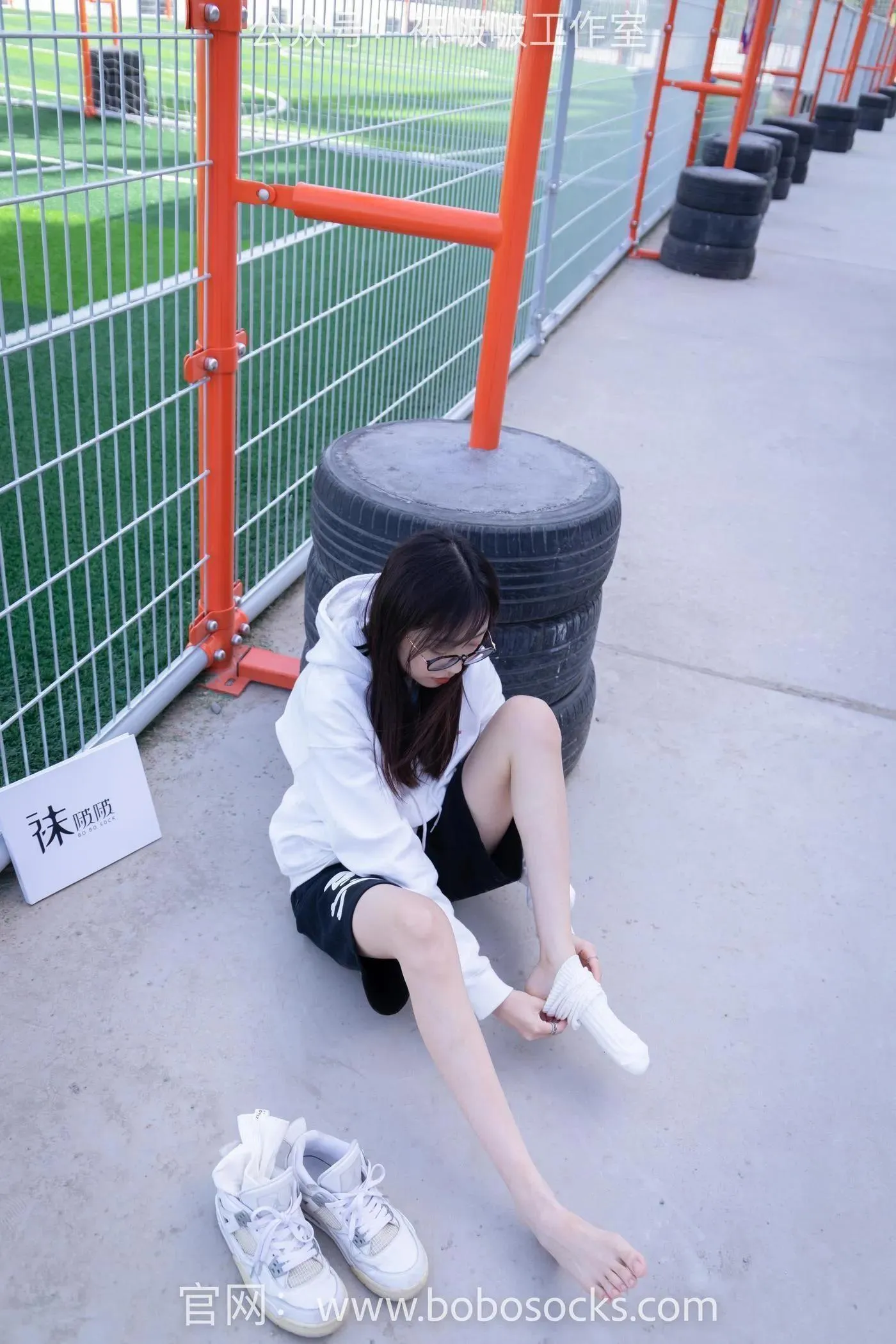 [BoBoSocks袜啵啵]NO.103 稚予-AJ篮球鞋、白棉袜、裸足 [134P]插图1